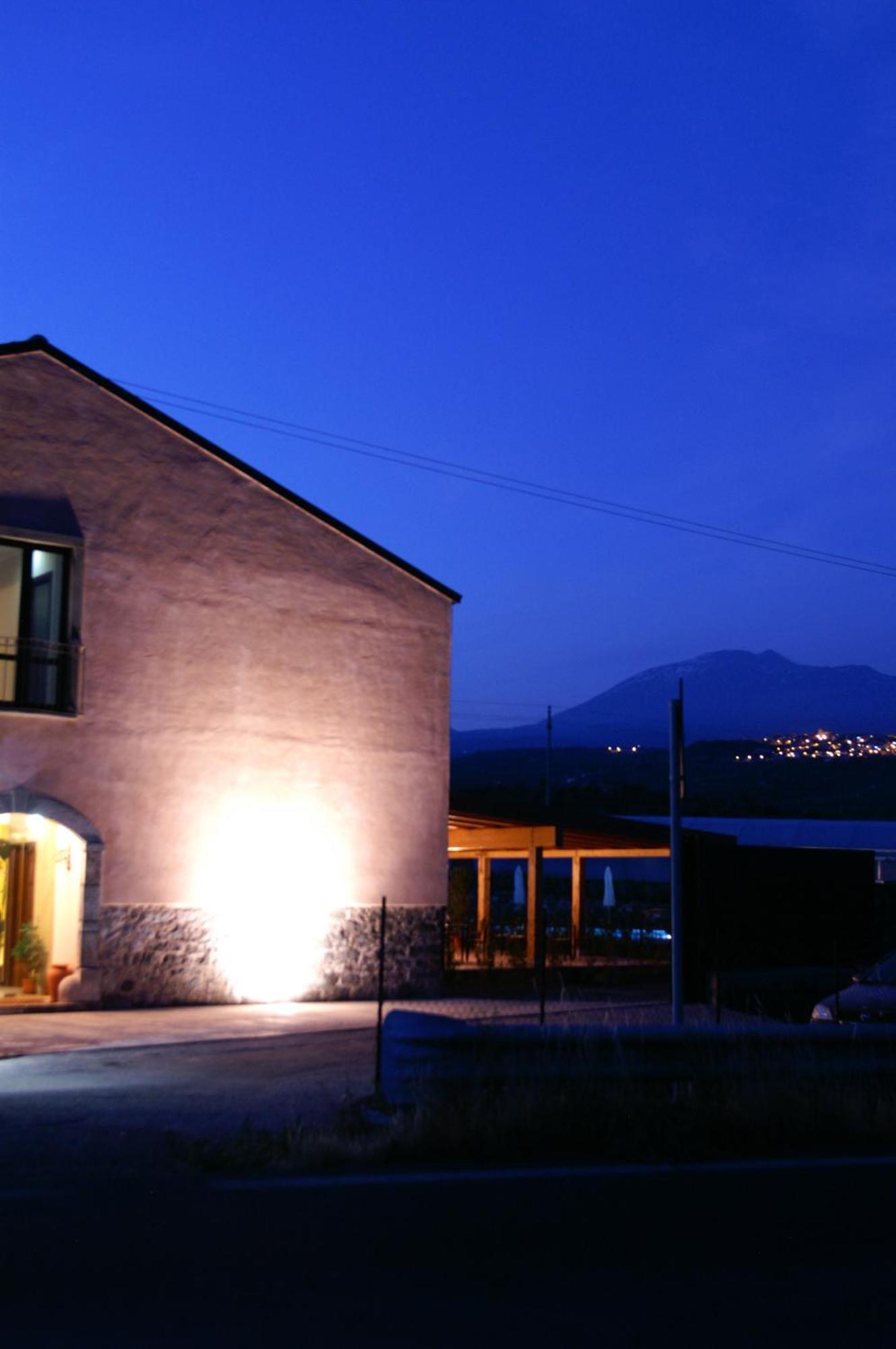 Agriturismo Biologico Corte Aragonese 산타마리아디리꼬디아 외부 사진